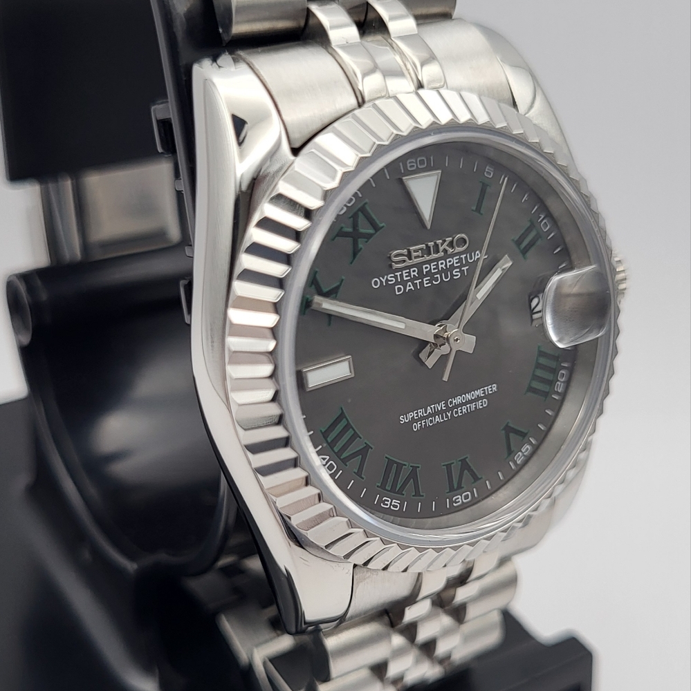 New Seiko Mod 39mm Automatic Watch - Picture 3 of 7
